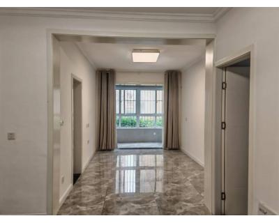 一樓帶院城際花園 2室2廳 90平方拎包入住